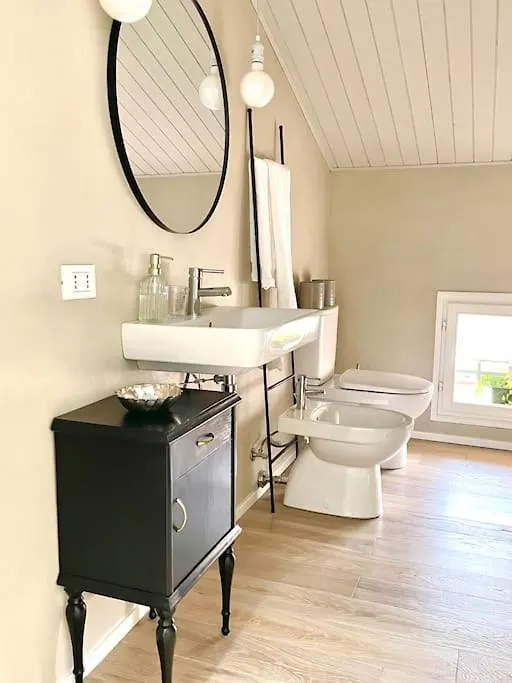 Angolo 19 - A Cozy Attic In The City Center With Lift Reggio Emilia